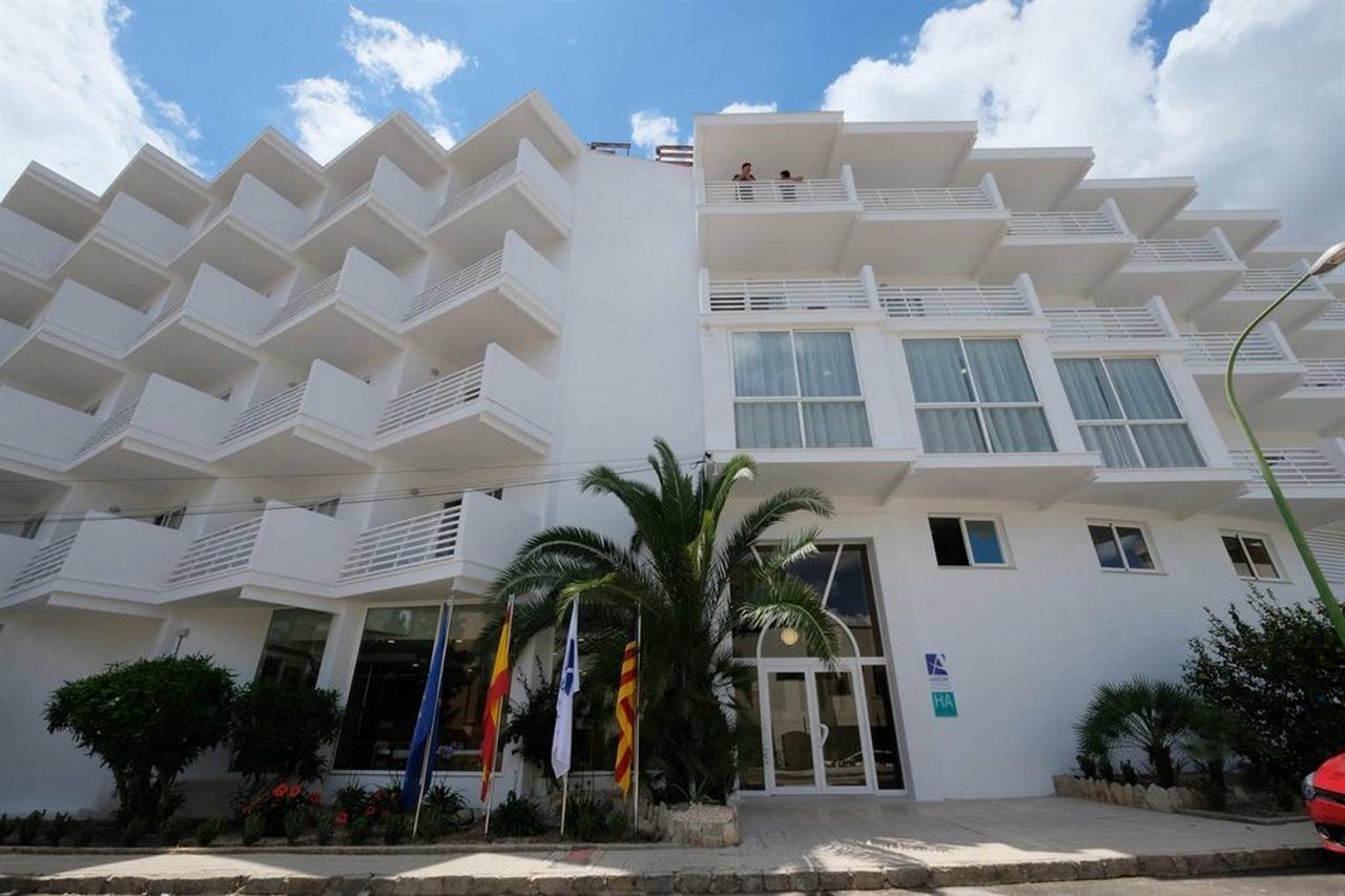 azuLine Hotel Palmanova Garden Buitenkant foto